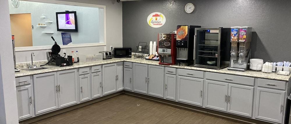 Super 8 By Wyndham Gainesville Tx Ngoại thất bức ảnh