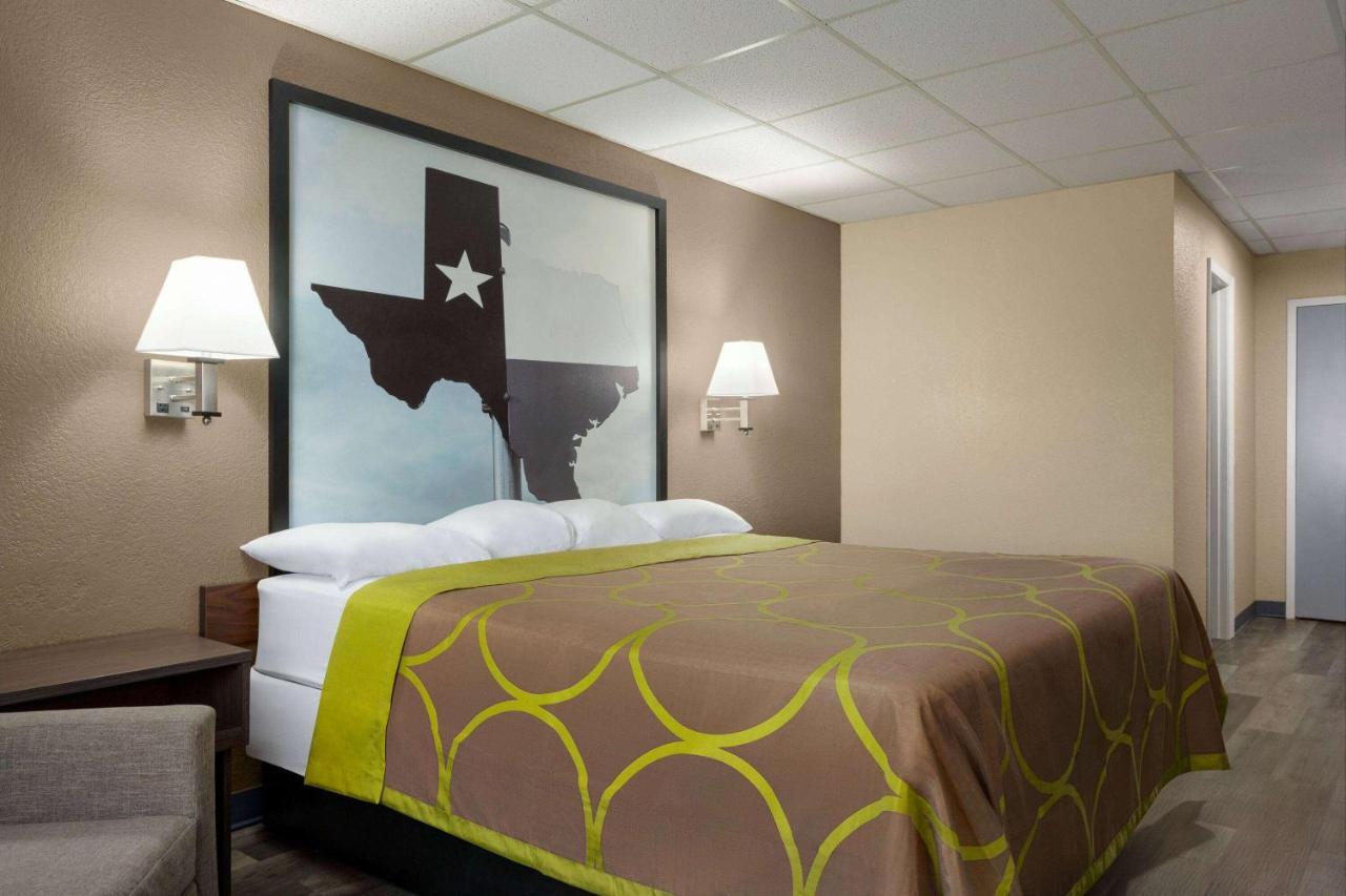 Super 8 By Wyndham Gainesville Tx Ngoại thất bức ảnh