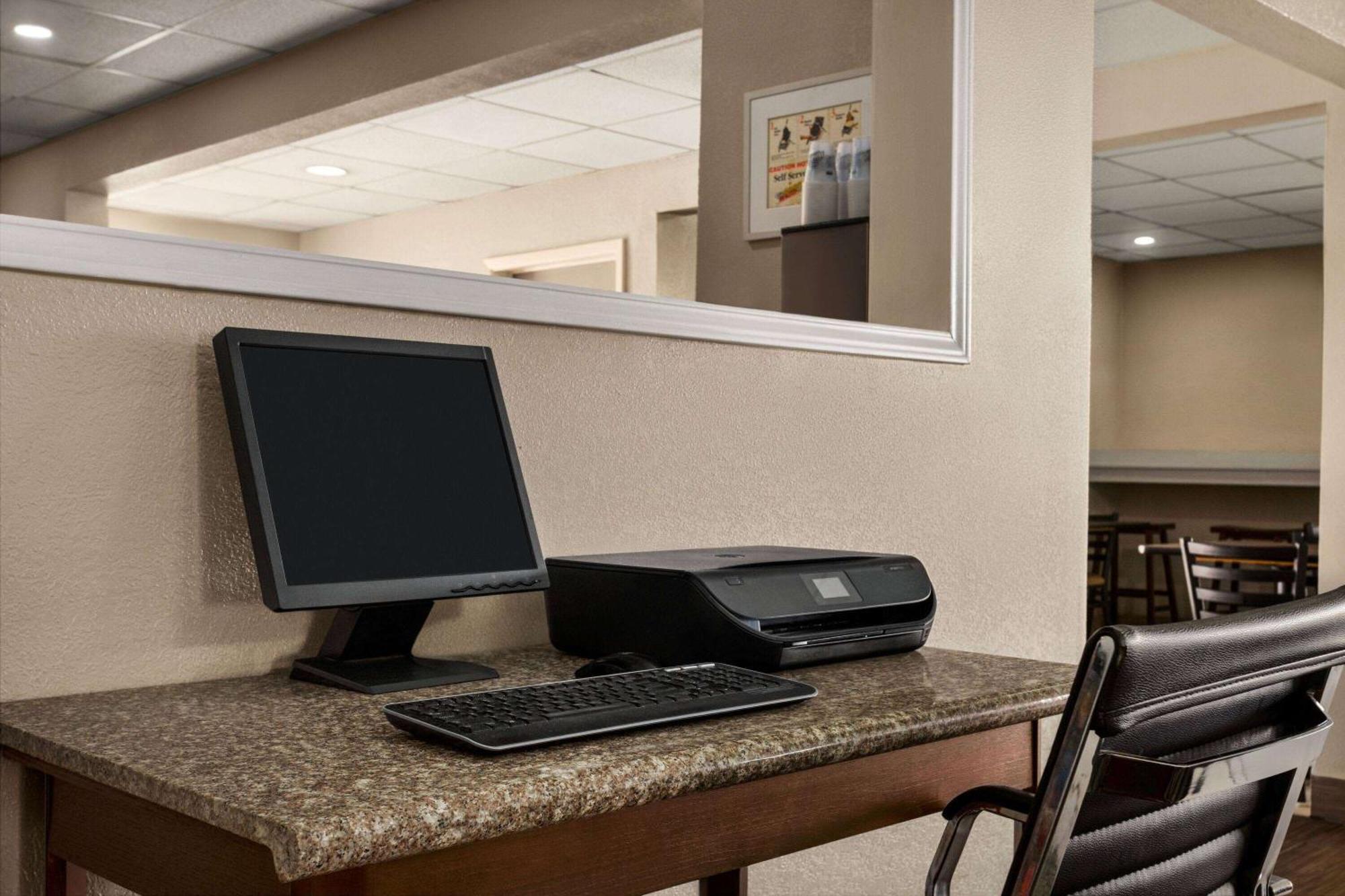Super 8 By Wyndham Gainesville Tx Ngoại thất bức ảnh